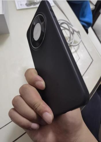 荣耀X70 焕新版 8+128 幻夜黑 十面抗摔 8300mAh青海湖电池 IP69防水 荣耀绿洲护眼屏 AI手机 国家补贴 ...